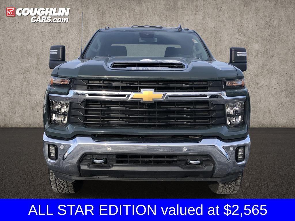used 2025 Chevrolet Silverado 3500 car, priced at $66,951