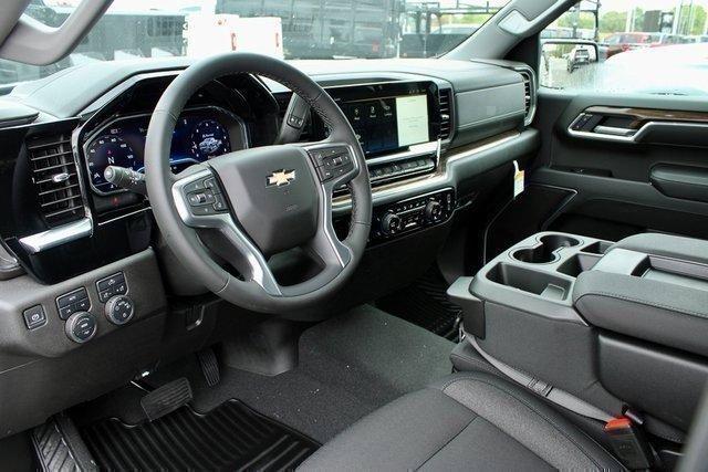 new 2025 Chevrolet Silverado 1500 car, priced at $52,395