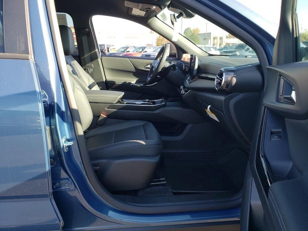 new 2026 Chevrolet Equinox car, priced at $35,988