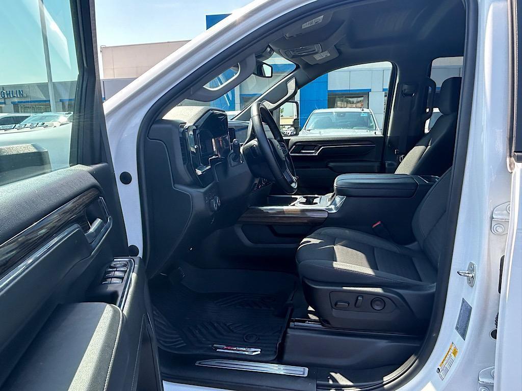used 2024 Chevrolet Silverado 3500 car, priced at $53,901