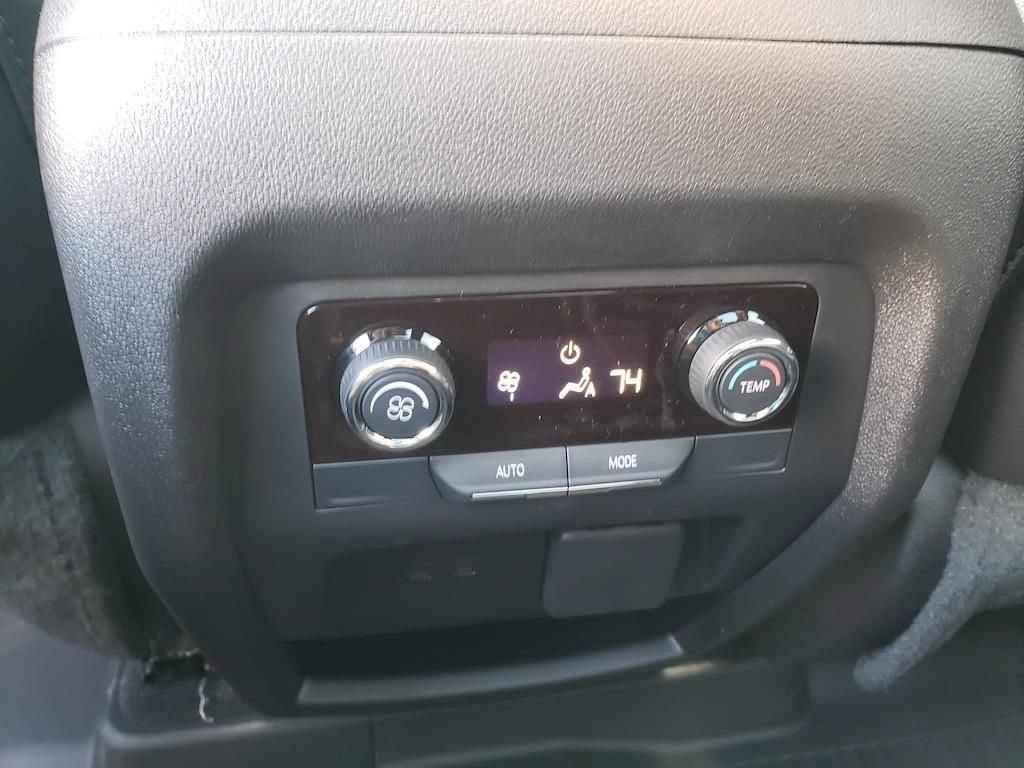 new 2026 Chevrolet Traverse car, priced at $55,239