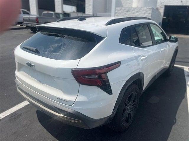 used 2025 Chevrolet Trax car, priced at $25,413