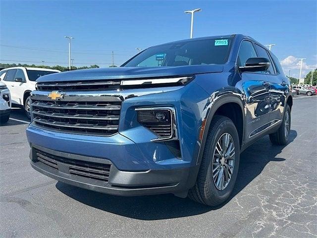 new 2025 Chevrolet Traverse car, priced at $43,994