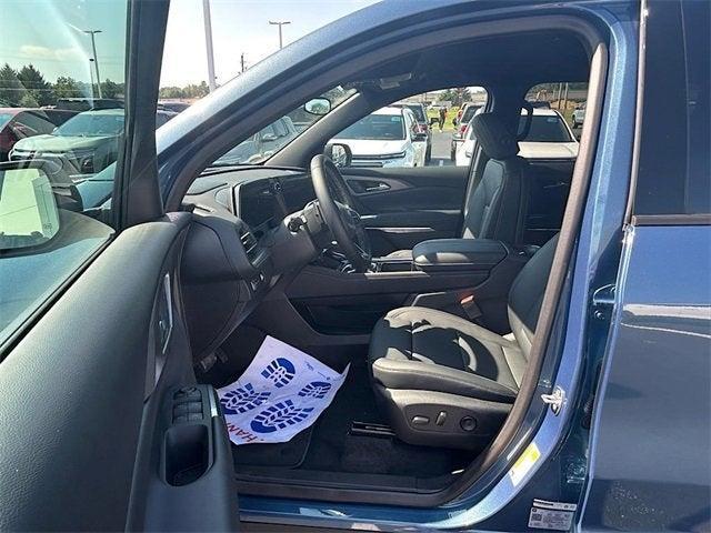 new 2025 Chevrolet Traverse car, priced at $43,994