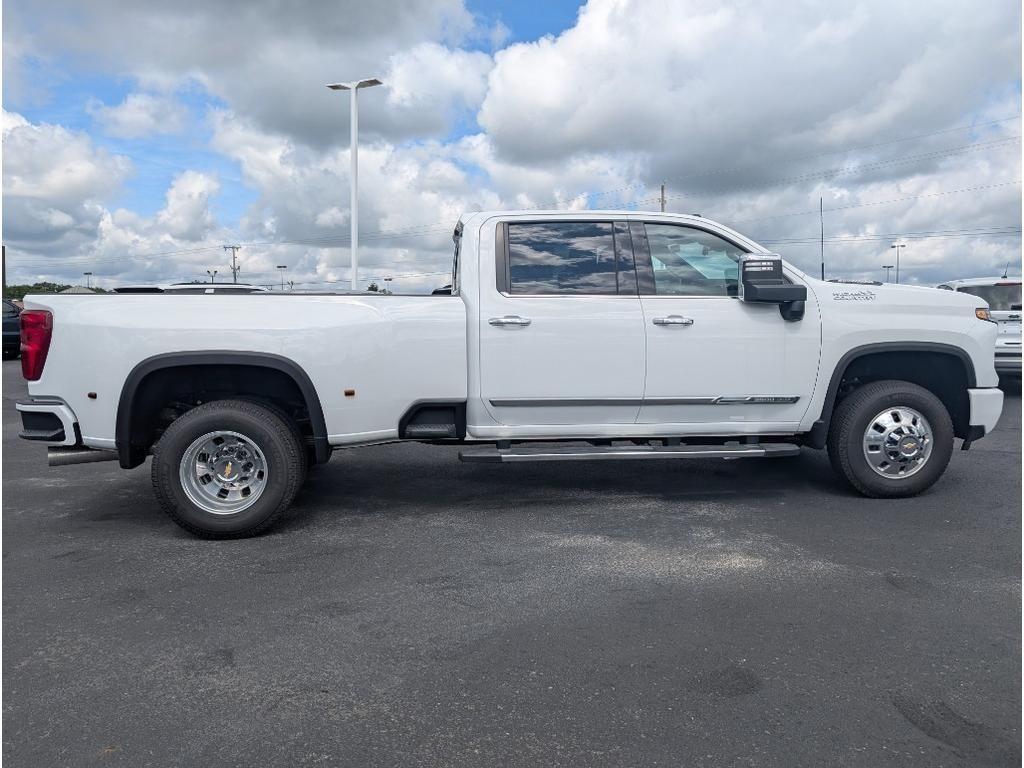 new 2025 Chevrolet Silverado 3500 car, priced at $83,250