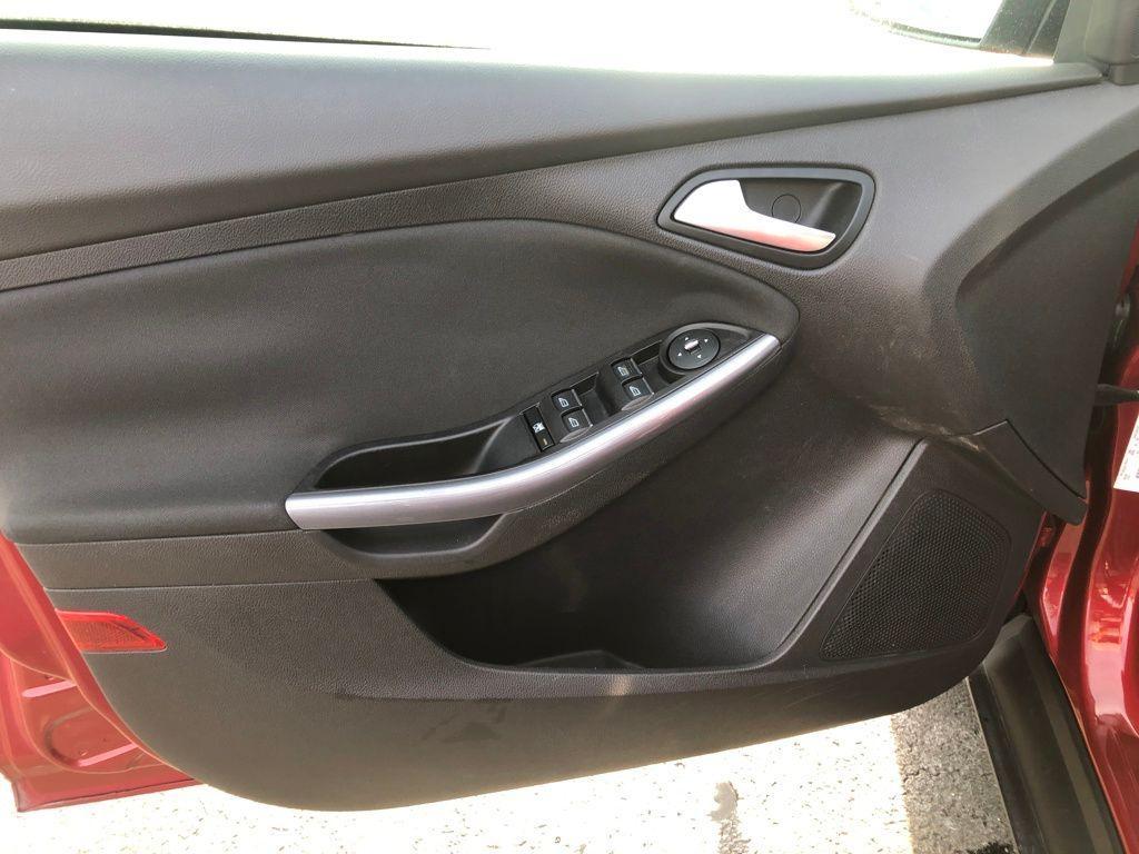 used 2014 Ford Focus car, priced at $5,565
