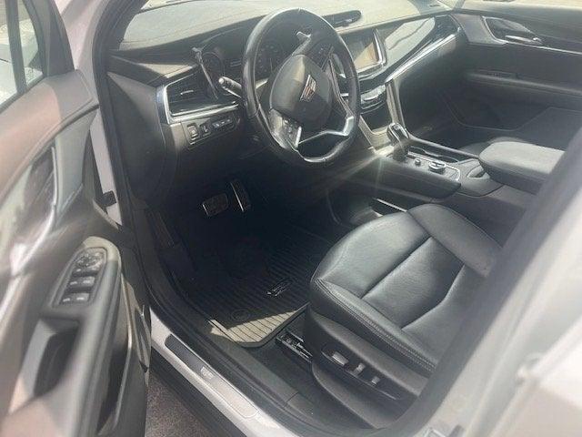 used 2023 Cadillac XT6 car, priced at $35,864
