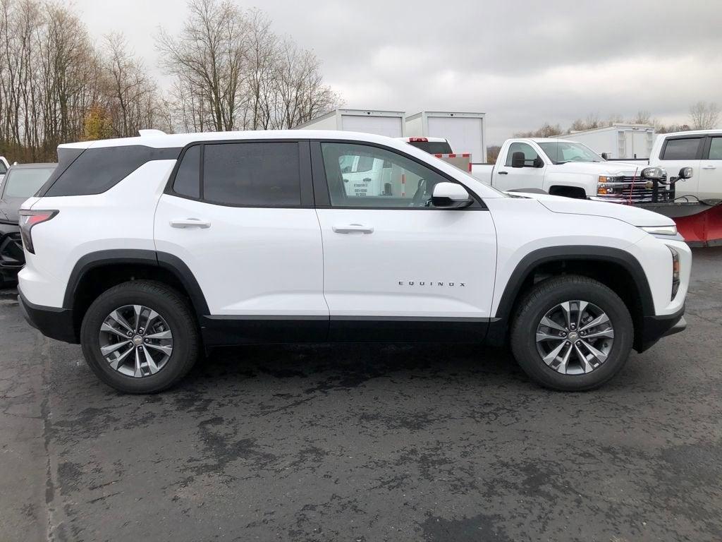 new 2026 Chevrolet Equinox car, priced at $32,870