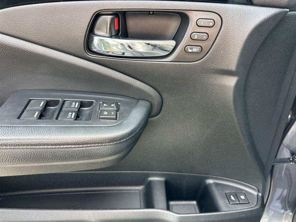 used 2019 Honda Pilot car, priced at $21,950