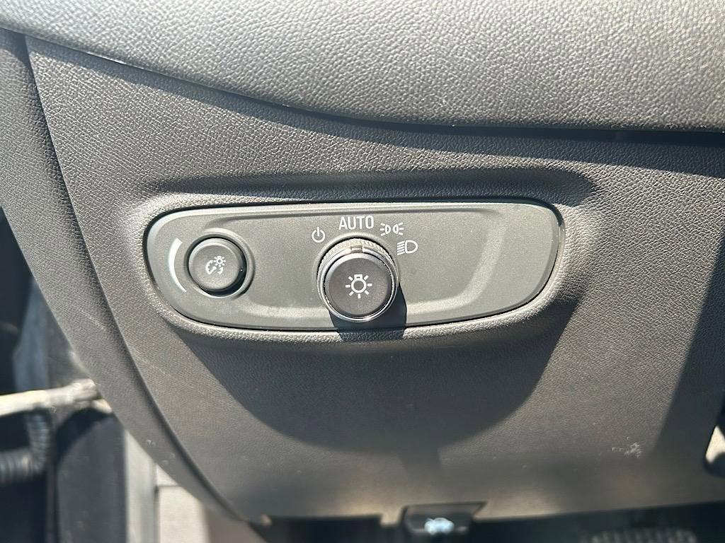 used 2020 Chevrolet Equinox car, priced at $13,996