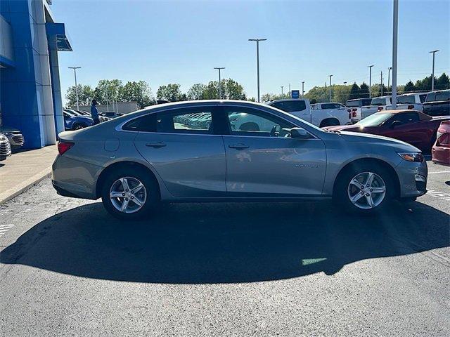 new 2025 Chevrolet Malibu car, priced at $25,999
