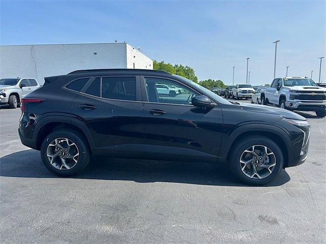 new 2025 Chevrolet Trax car, priced at $24,095