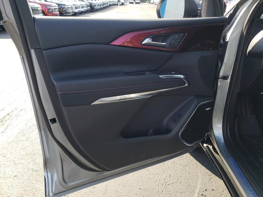 new 2026 Chevrolet Traverse car, priced at $61,519