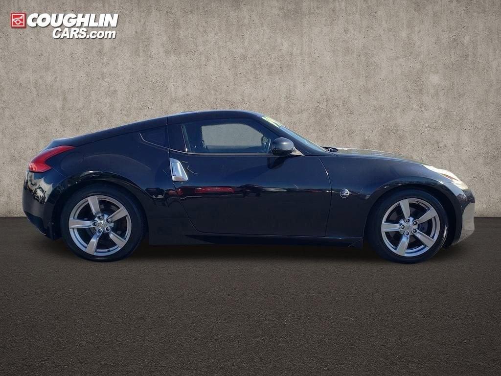 used 2009 Nissan 370Z car, priced at $10,900