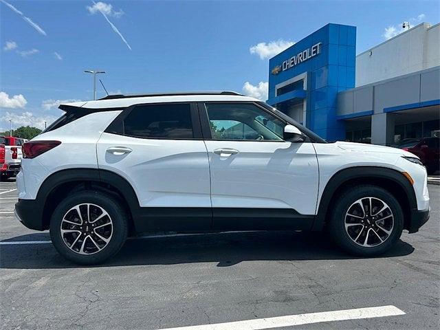 new 2026 Chevrolet TrailBlazer car, priced at $25,900