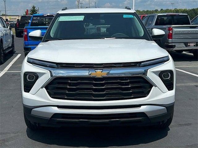 new 2026 Chevrolet TrailBlazer car, priced at $25,900