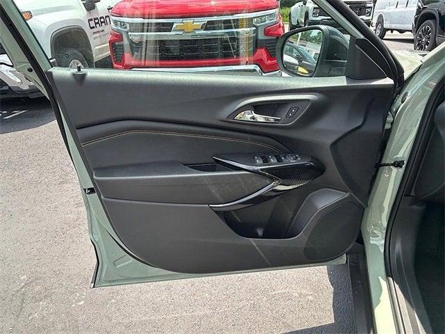new 2025 Chevrolet Trax car, priced at $26,194