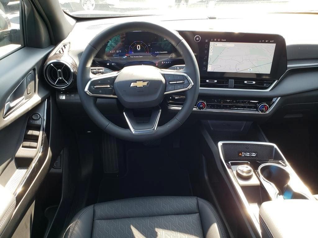 new 2026 Chevrolet Equinox car, priced at $32,990