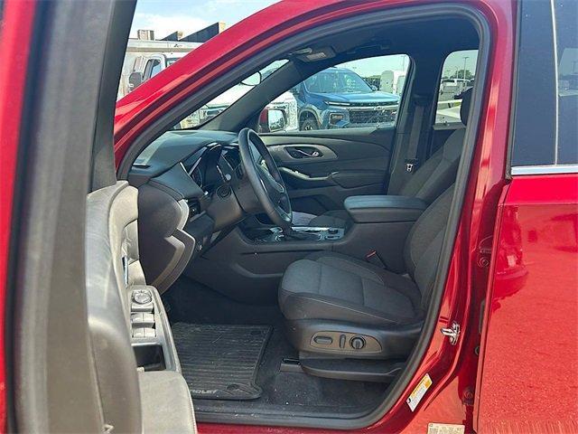 used 2023 Chevrolet Traverse car, priced at $35,175