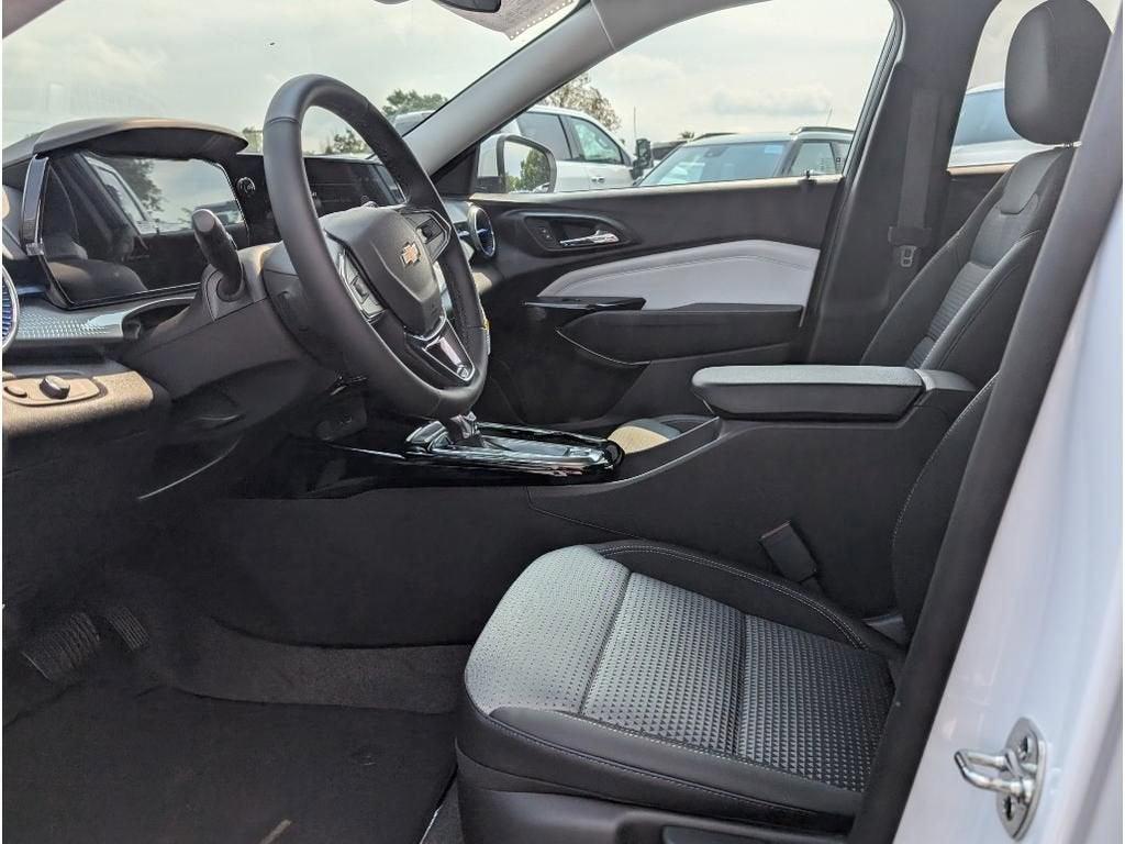 new 2025 Chevrolet Trax car, priced at $25,485