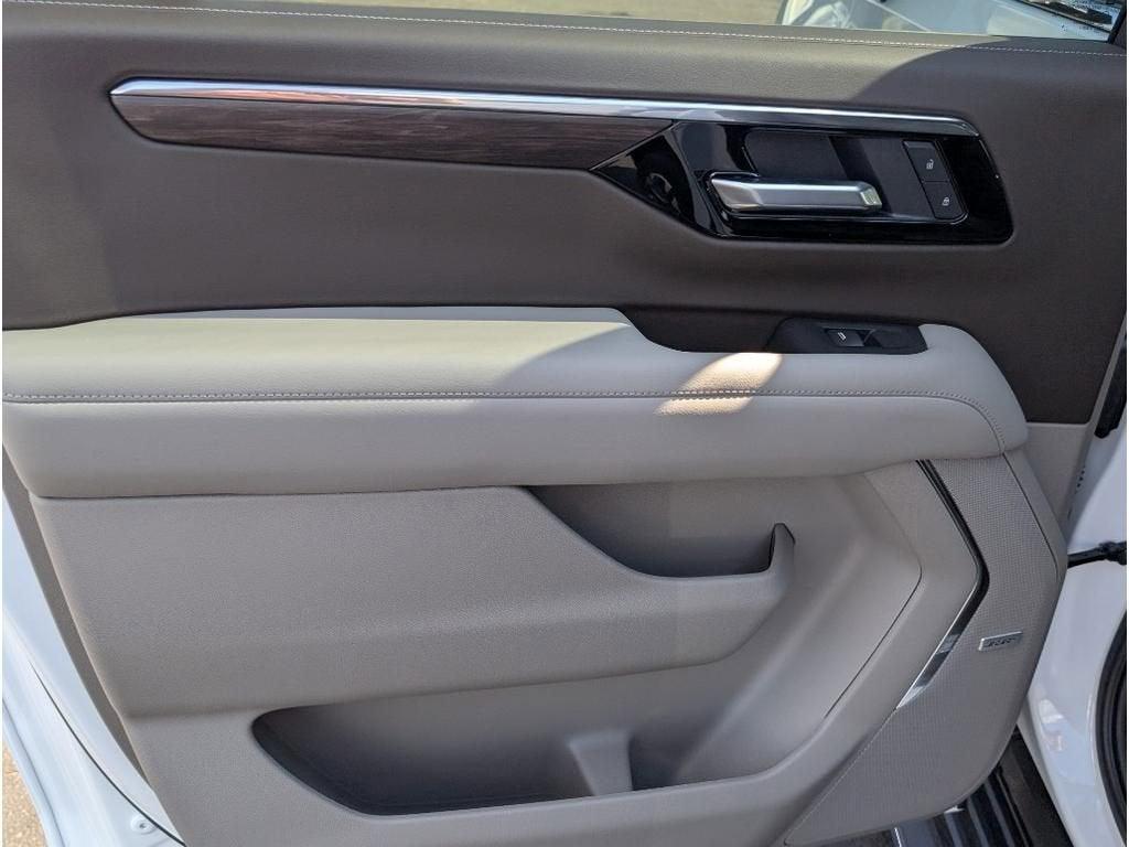 new 2025 Chevrolet Suburban car, priced at $74,488