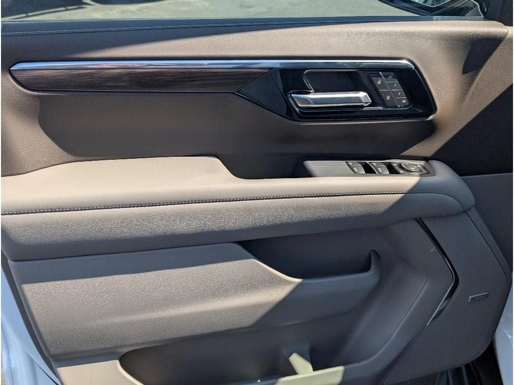 new 2025 Chevrolet Suburban car, priced at $74,488