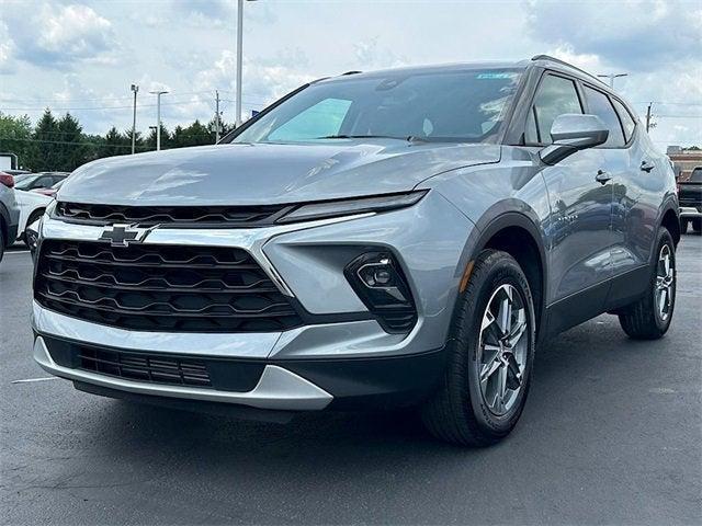 new 2025 Chevrolet Blazer car, priced at $38,860