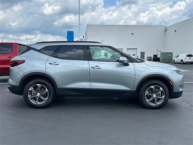 new 2025 Chevrolet Blazer car, priced at $38,860