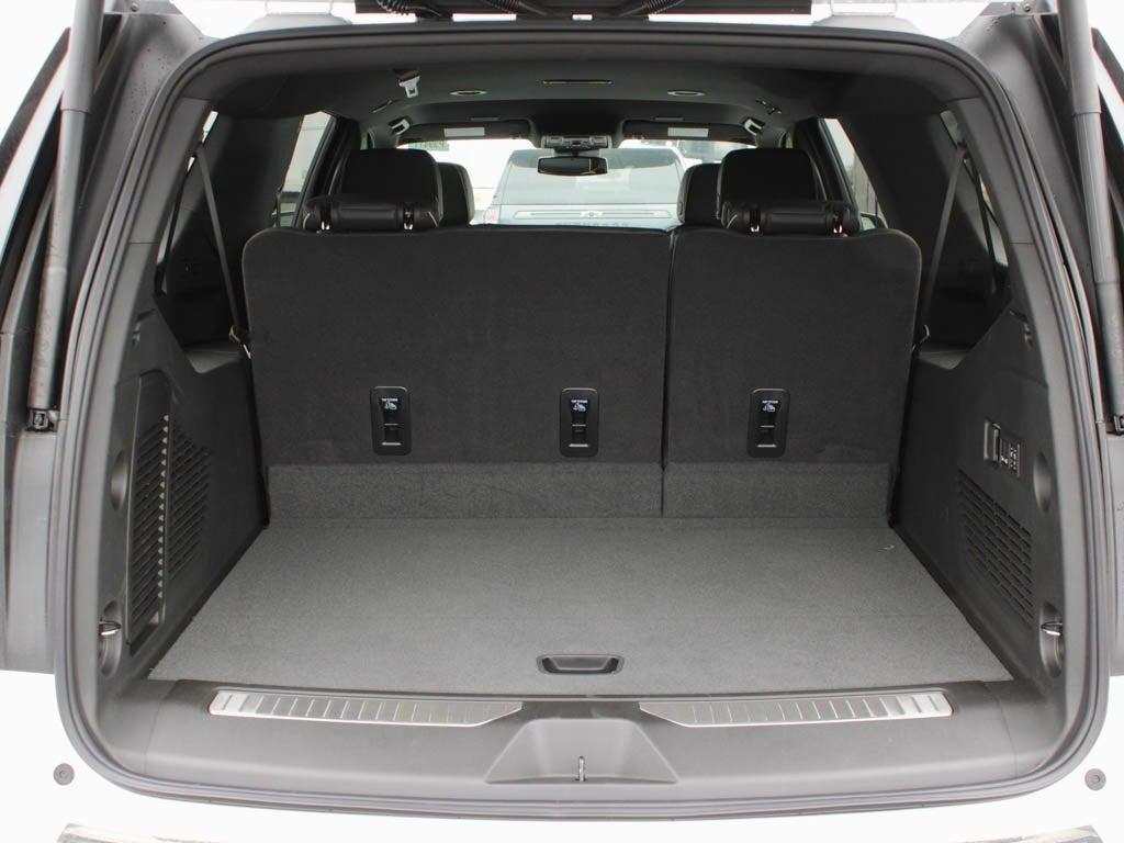 new 2025 Chevrolet Suburban car, priced at $77,800
