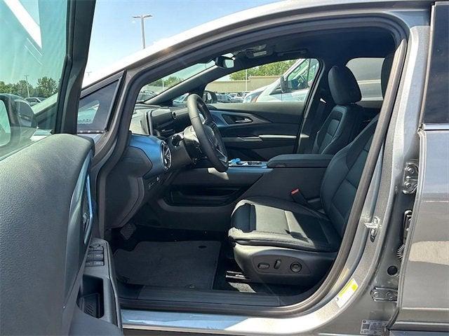 new 2025 Chevrolet Equinox EV car, priced at $39,900