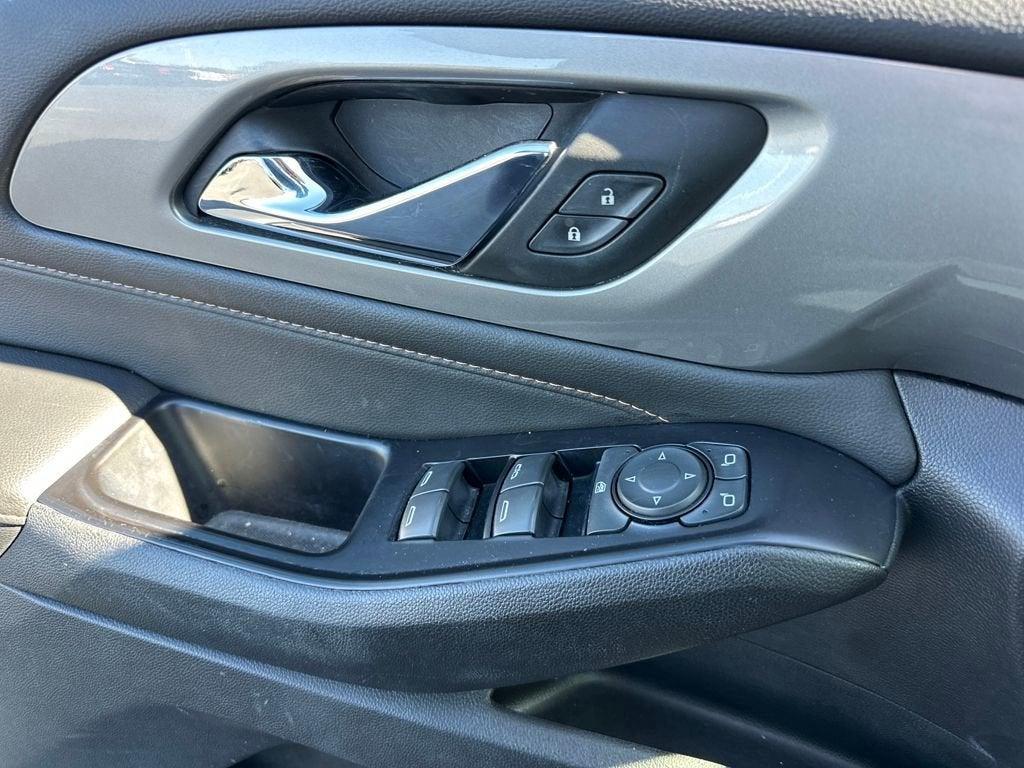 used 2019 Chevrolet Traverse car, priced at $17,646