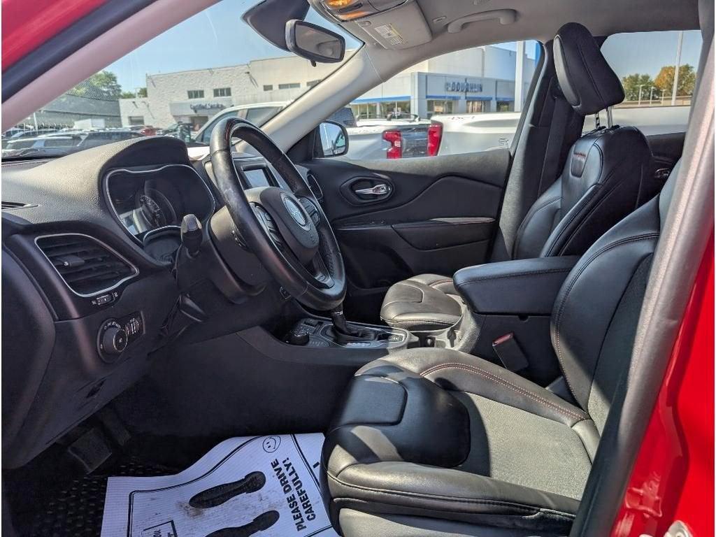 used 2019 Jeep Cherokee car, priced at $17,886