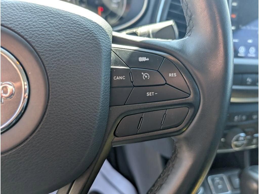 used 2019 Jeep Cherokee car, priced at $17,886