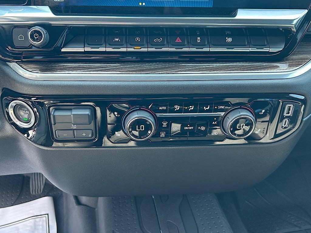 new 2025 Chevrolet Silverado 1500 car, priced at $47,900