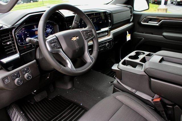 new 2025 Chevrolet Silverado 1500 car, priced at $51,995