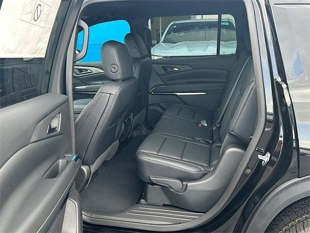 new 2025 Chevrolet Traverse car, priced at $43,994