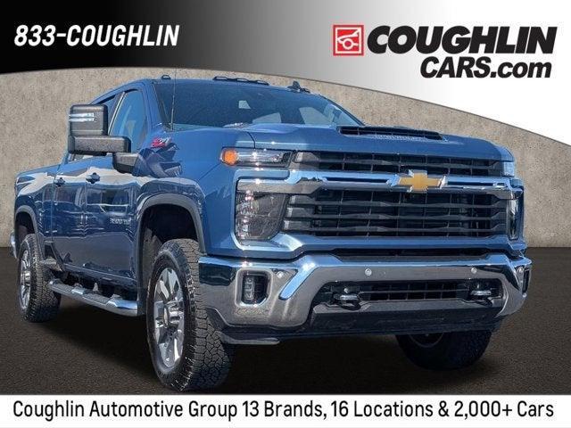 used 2025 Chevrolet Silverado 3500 car, priced at $65,900