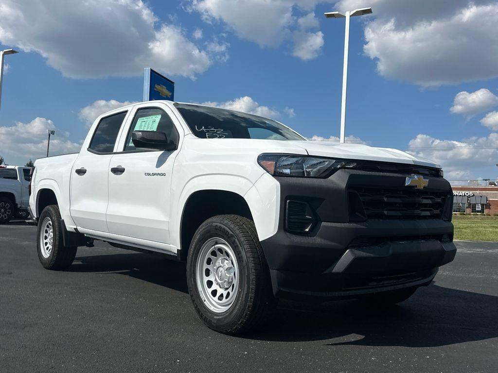 new 2026 Chevrolet Colorado car, priced at $35,090