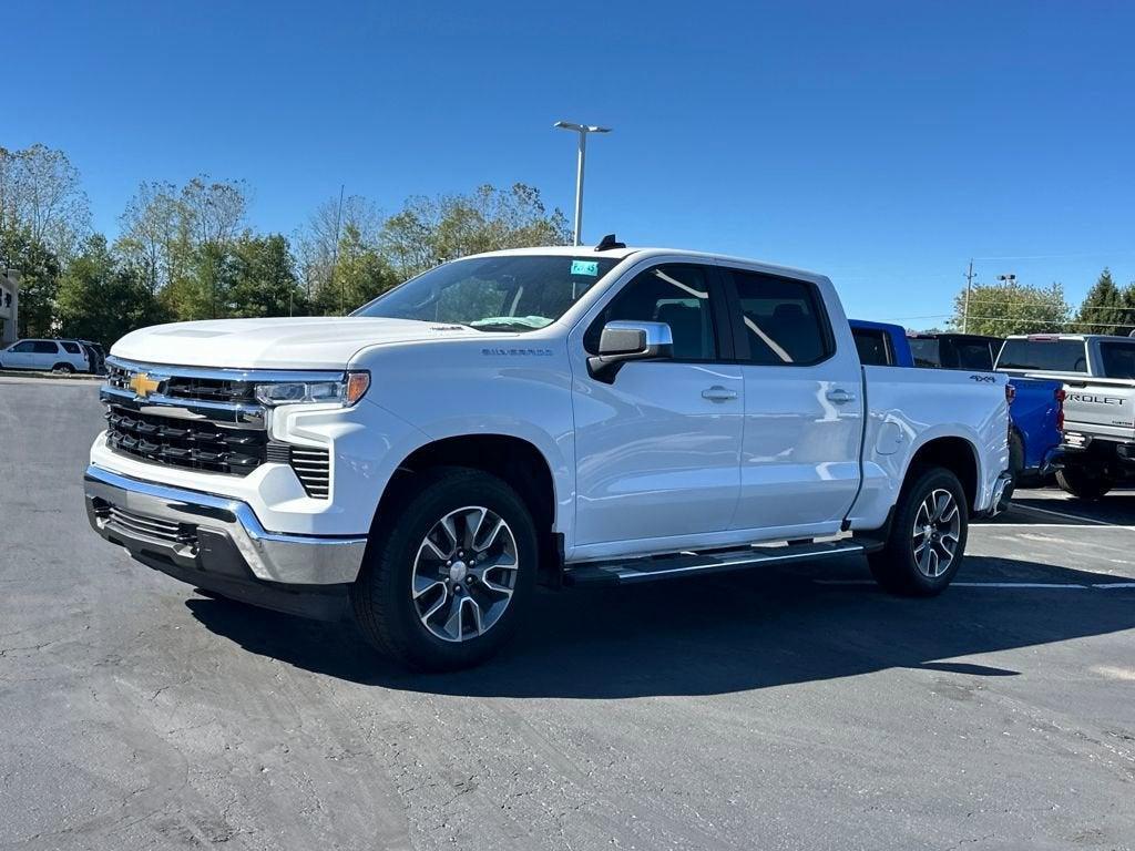 new 2025 Chevrolet Silverado 1500 car, priced at $44,238
