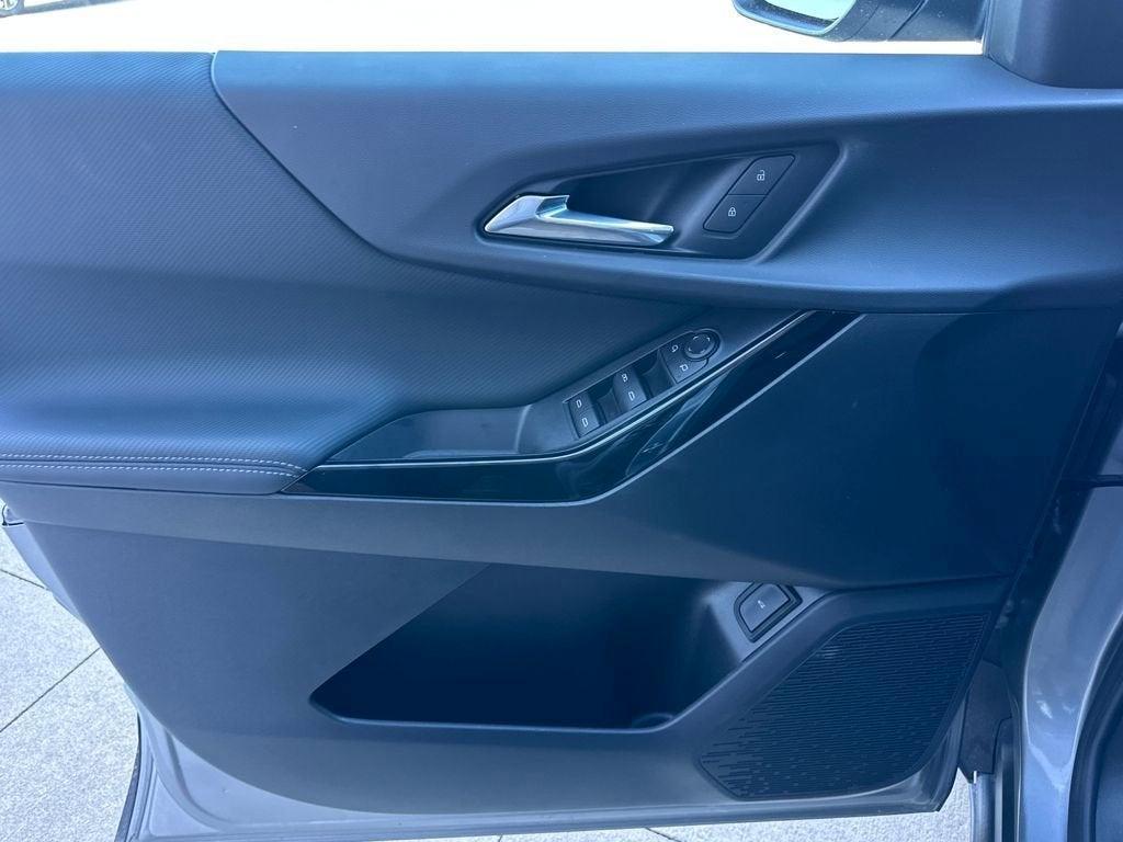 new 2026 Chevrolet Equinox car, priced at $32,045