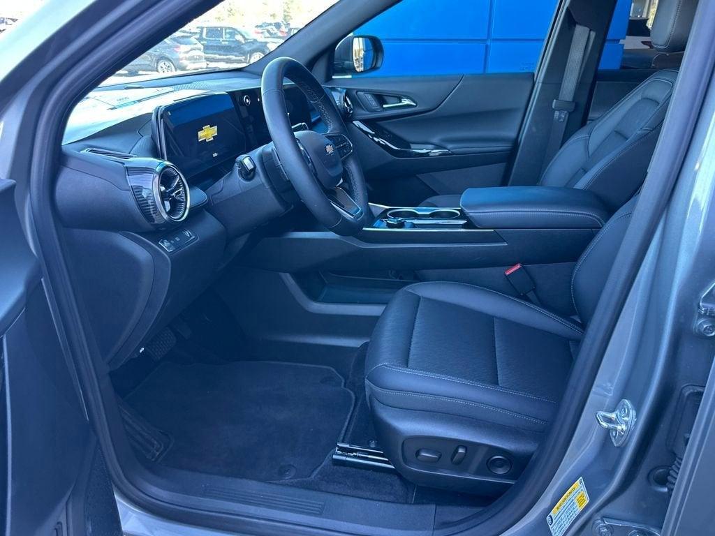 new 2026 Chevrolet Equinox car, priced at $32,045