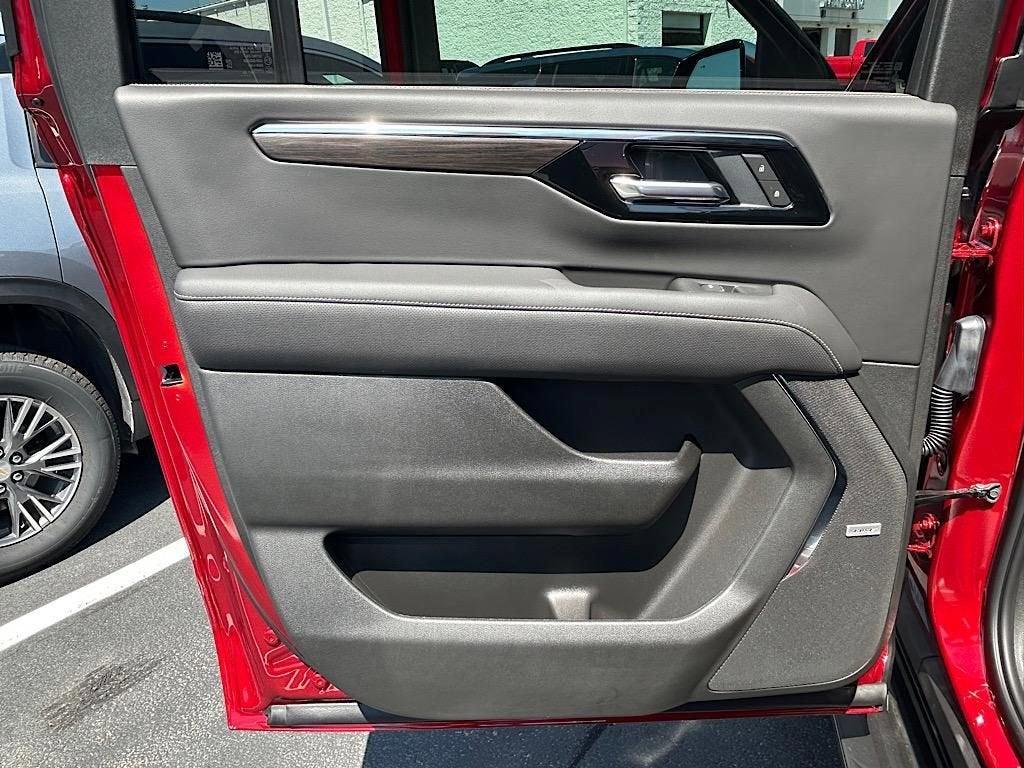 new 2025 Chevrolet Suburban car, priced at $87,210