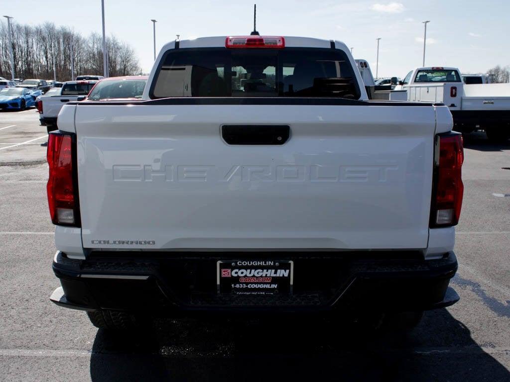 new 2025 Chevrolet Colorado car, priced at $42,300