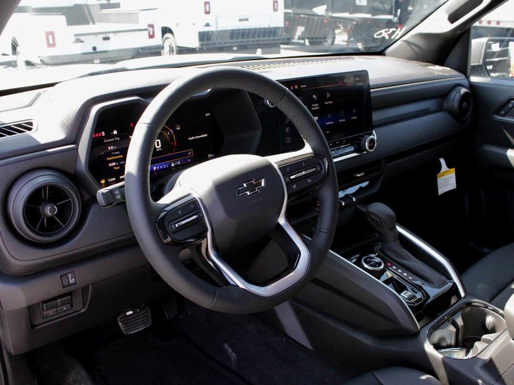 new 2025 Chevrolet Colorado car, priced at $42,300