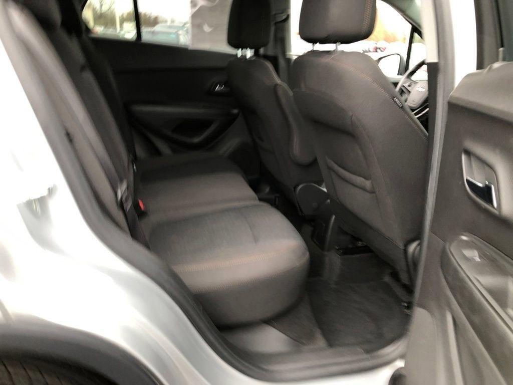 used 2022 Chevrolet Trax car, priced at $16,726