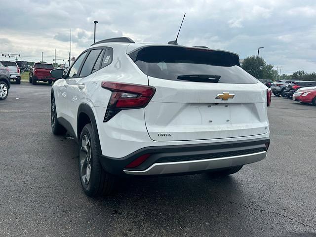 new 2025 Chevrolet Trax car, priced at $24,900