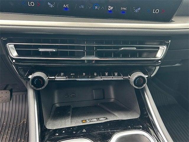 used 2025 Chevrolet Traverse car, priced at $41,164