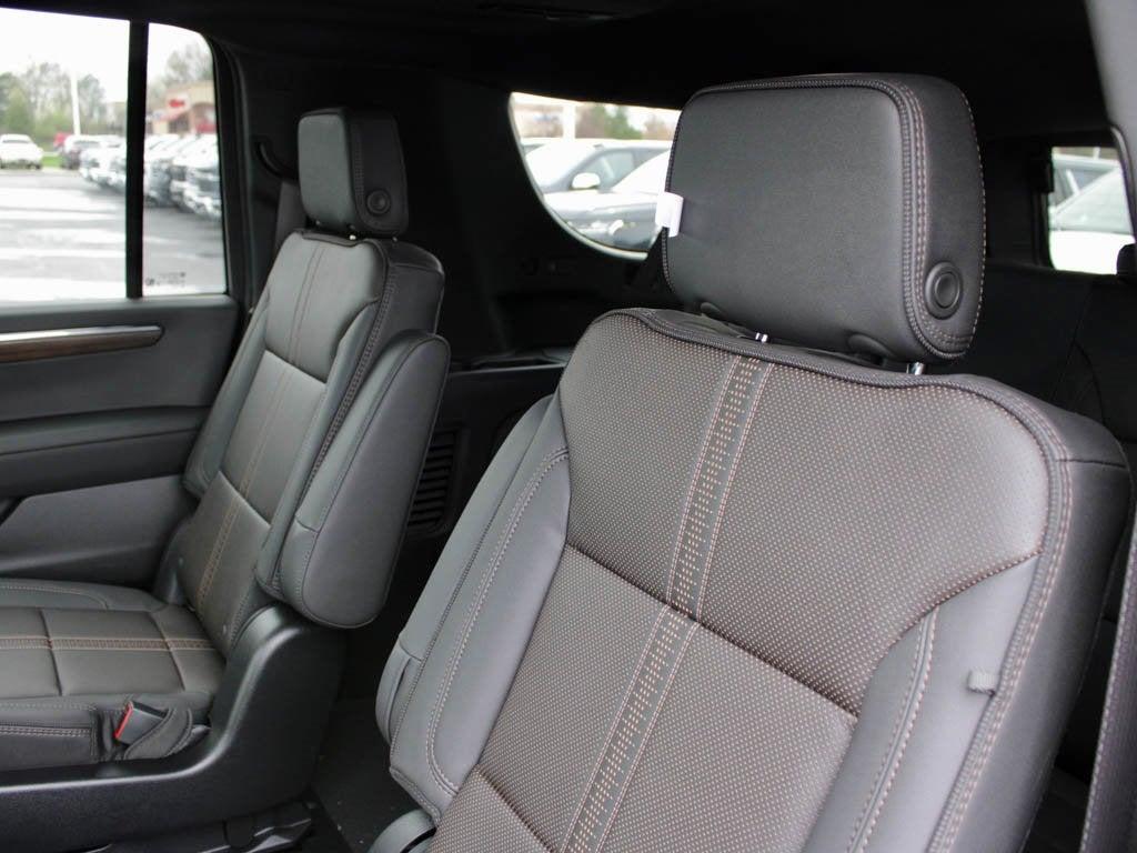 new 2025 Chevrolet Suburban car, priced at $92,500