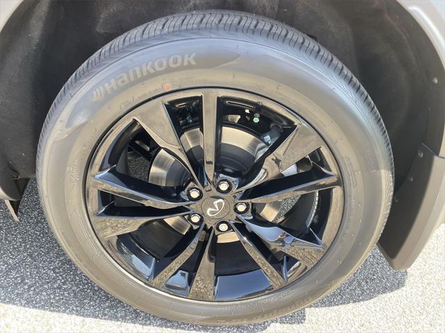 used 2025 INFINITI QX60 car, priced at $47,397