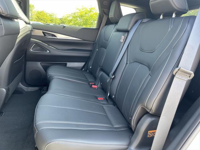 used 2025 INFINITI QX60 car, priced at $47,397
